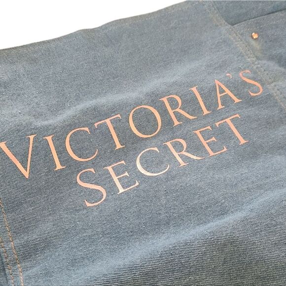 New with Tags Victoria's Secret Tote Bag - Picture 5 of 8